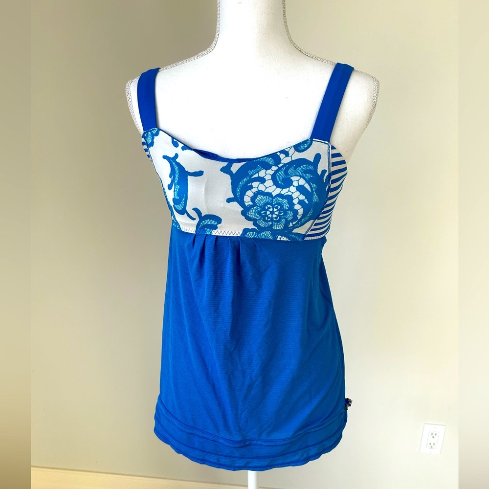 Lululemon top